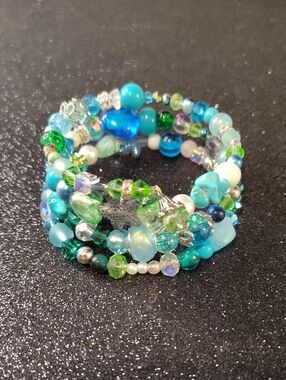 "Under The Sea" Handmade spiral Bracelet Mixed glass Blue/Green color Beads